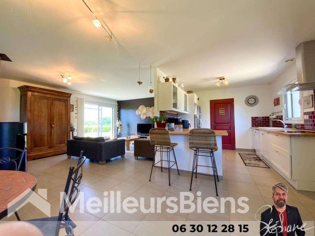Ozillac 17500 maison 4 chambres avec garage et terrain - photo 3