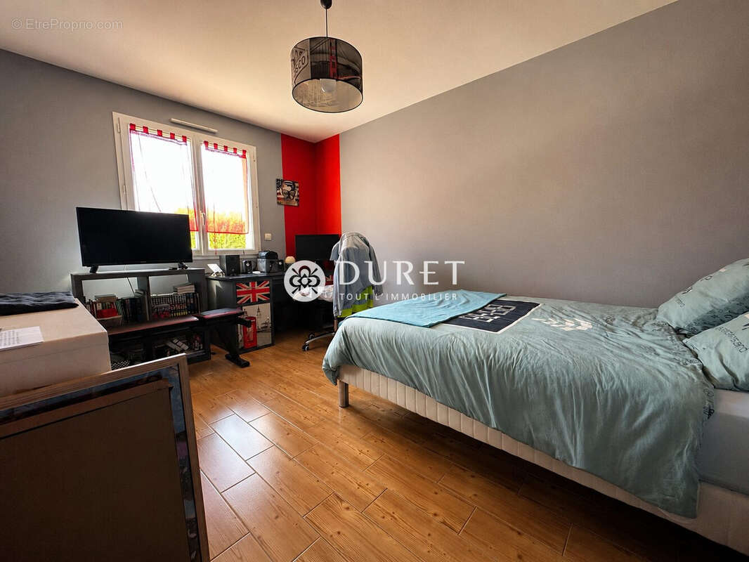 Maison 131 m² à La Bruffiere  - photo 7