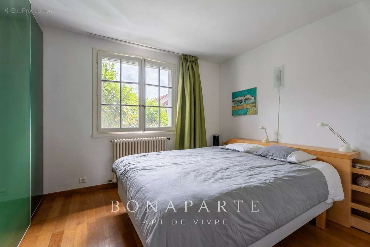 Maison à PREVESSIN-MOENS