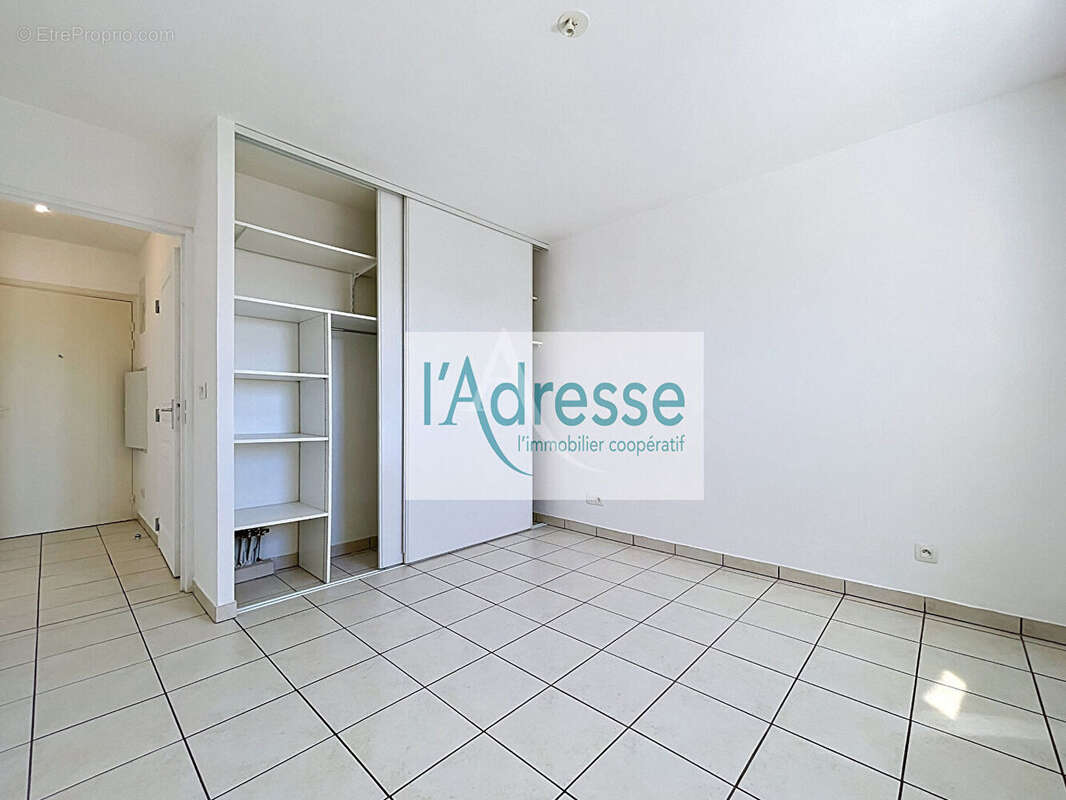 2 pièces Antibes Etage élevé avec 2 parkings sous-sol - photo 11