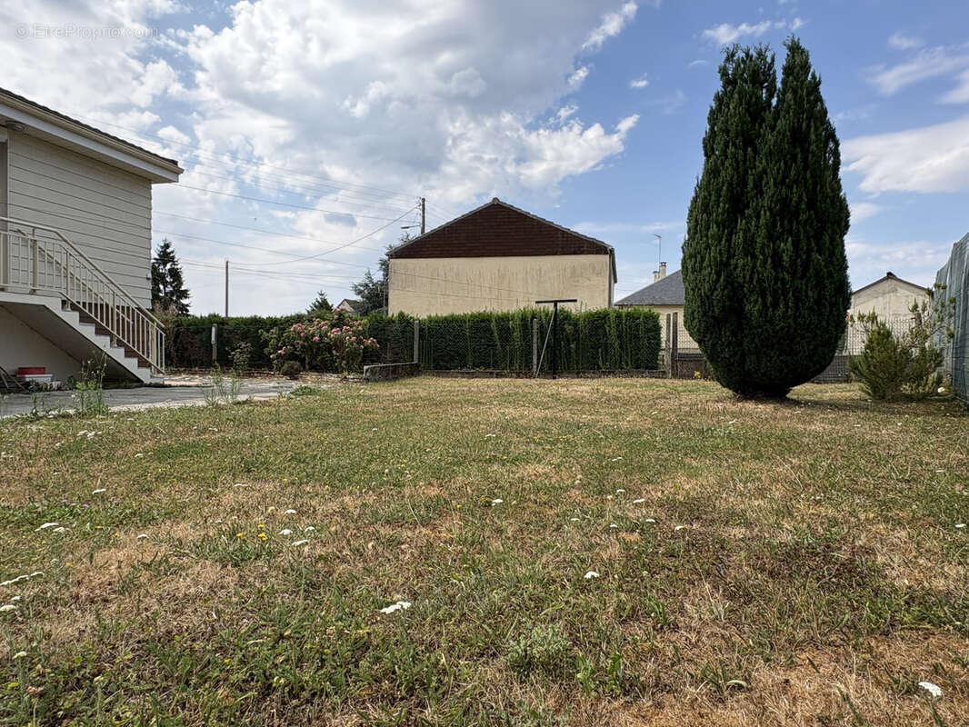 Venez découvrir sans plus tarder chez CAZIN IMMOBILIER cette maison de plain-pied à vendre. Situé dans une com - photo 17