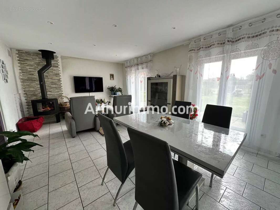 Maison à FROBERVILLE