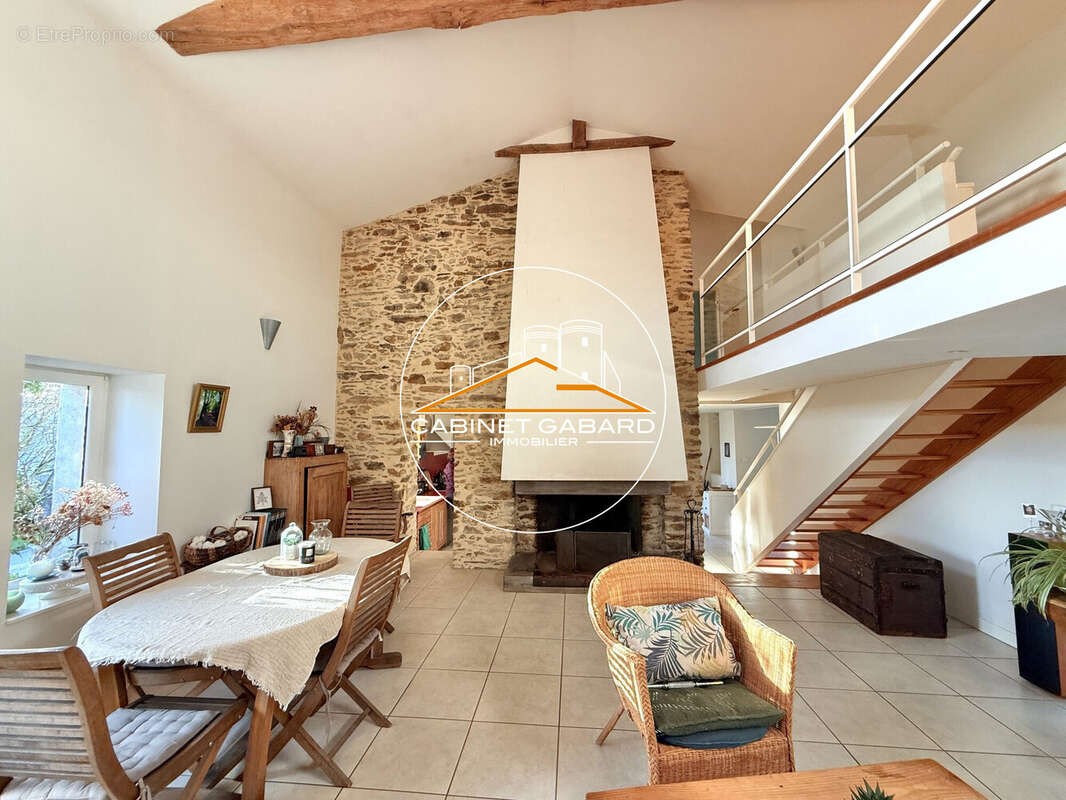 Maison à LE CELLIER