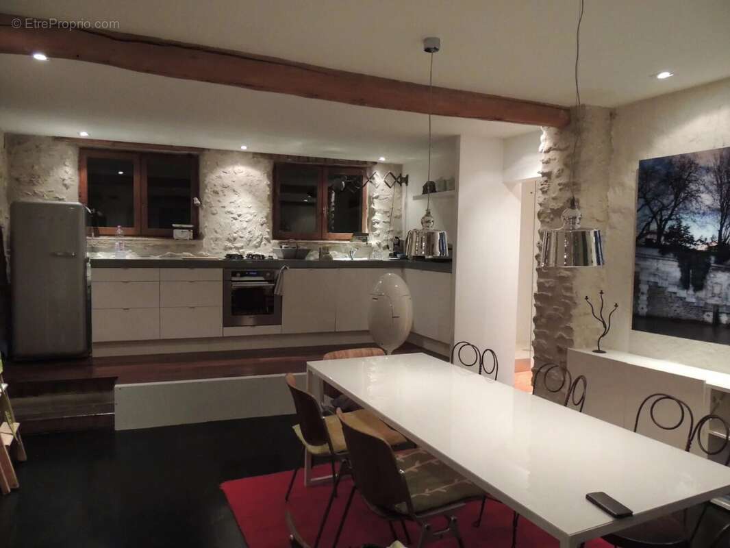 Maison à JOUY-LE-CHATEL