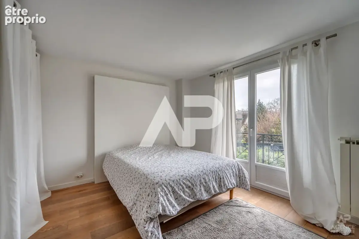 Maison Rueil Malmaison 7 pièce(s) 192 m² - photo 7