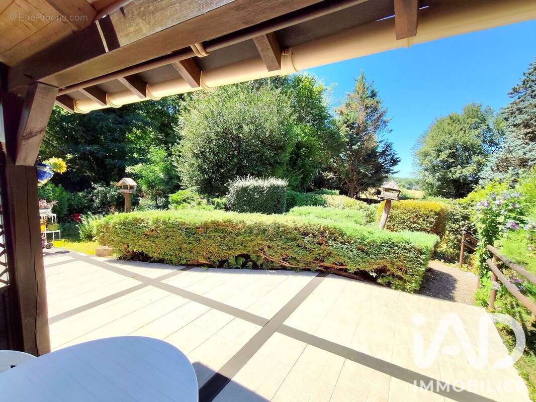 Maison 91 m² à Chateau-Renard  - photo 2