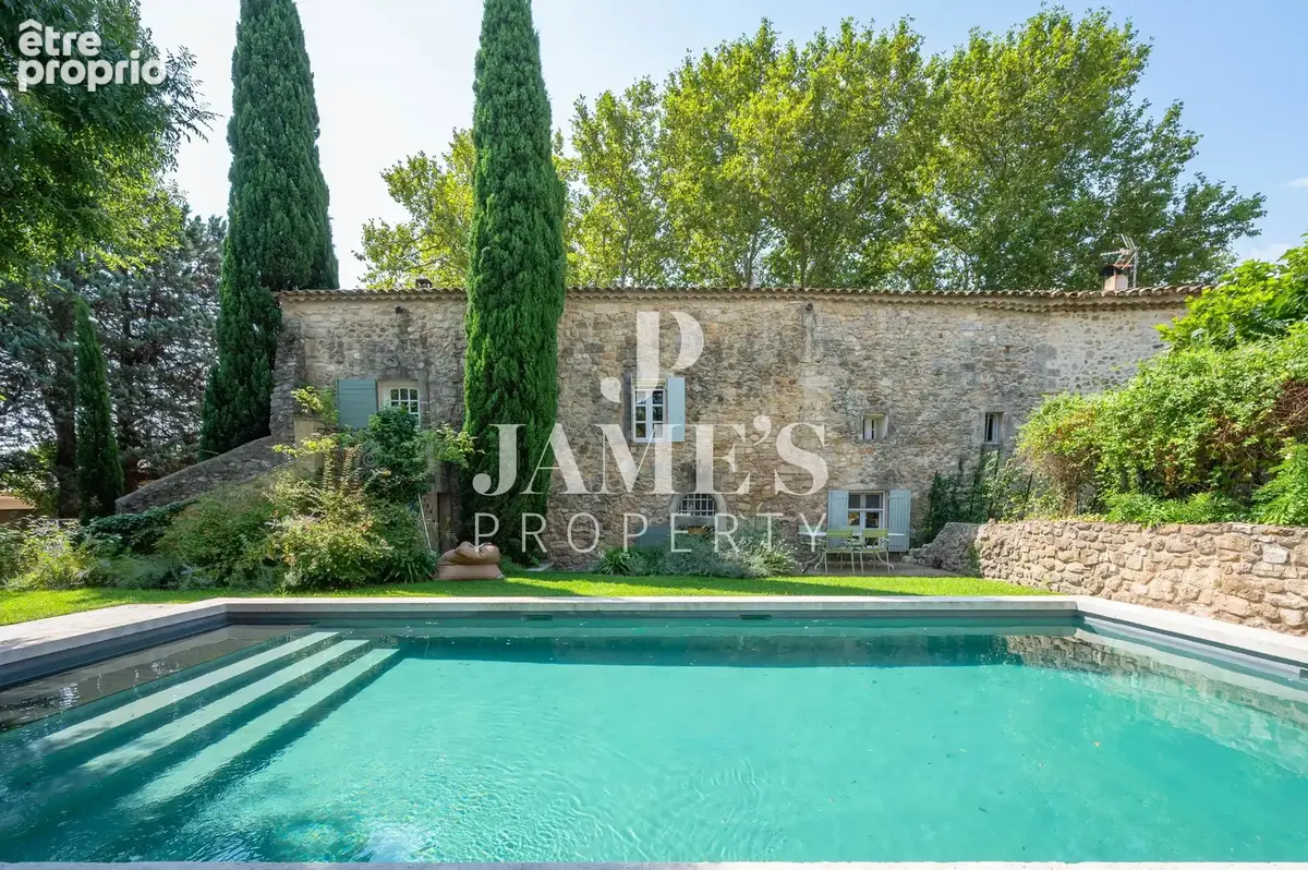 Maison 10 pièces 254 m² à vendre à Paradou (13520) - photo 3