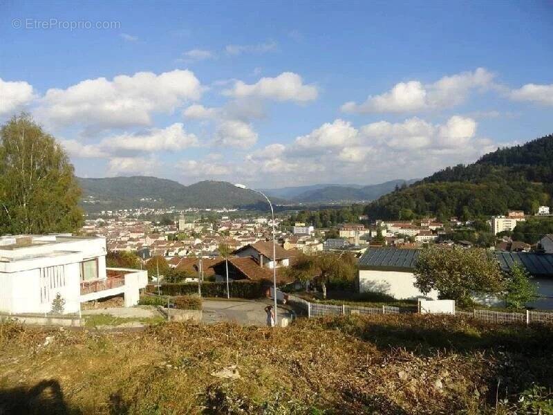Terrain à REMIREMONT