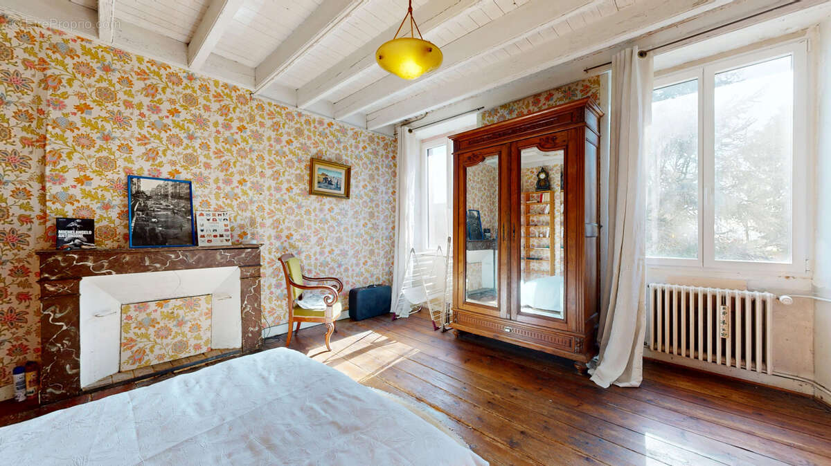 Maison à SAINT-DENIS-LE-GAST