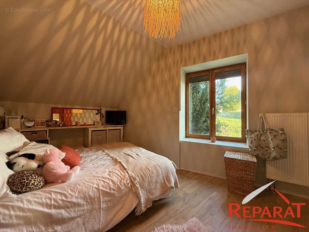 Maison à SAINT-HILAIRE-PEYROUX