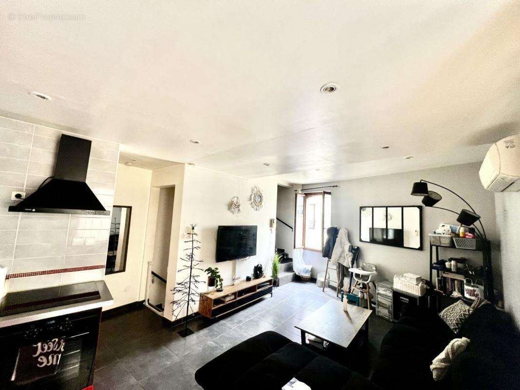 Maison à SAINT-GILLES