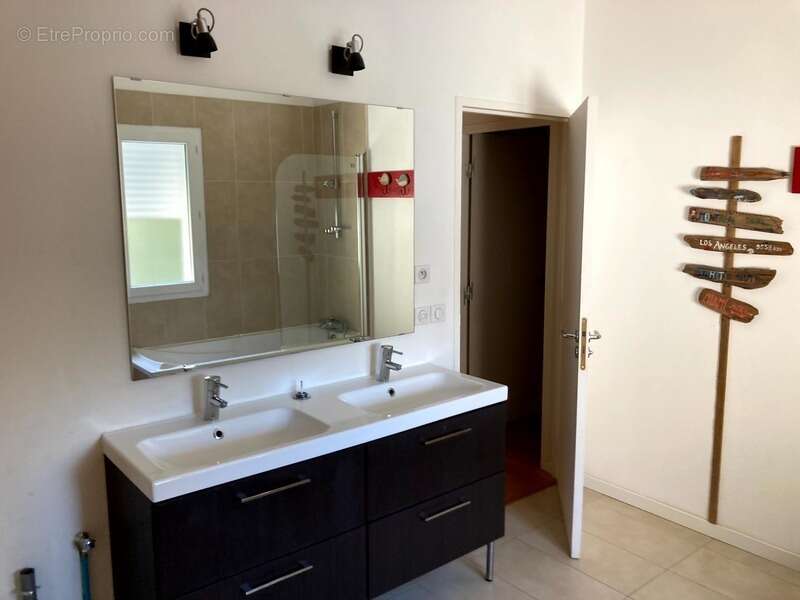 Maison 5 pièces à vendre avec STUDIO indépendant - En pleine nature (hors lotissement) VACQUIERES (34) - - photo 12