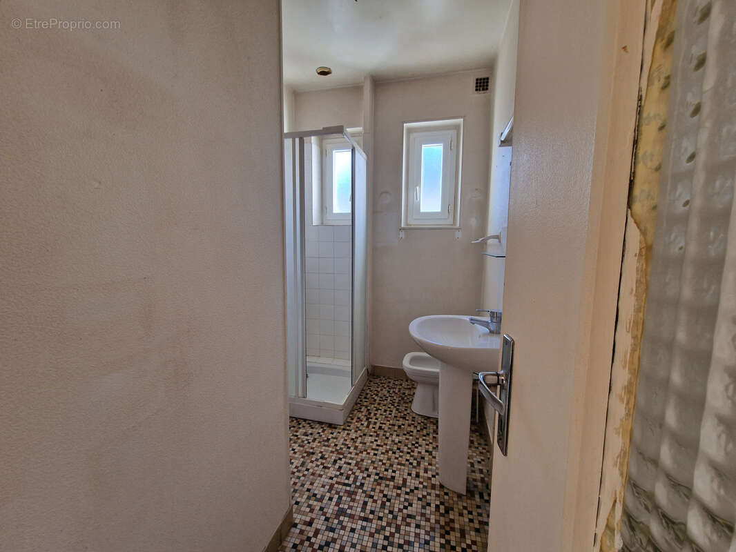 Maison en pierre avec jardin - photo 12