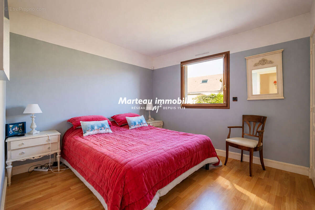 Maison à VOIVRES-LES-LE-MANS