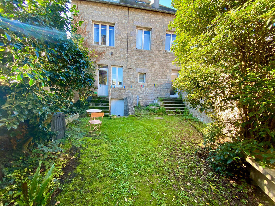 Maison à ROZ-SUR-COUESNON