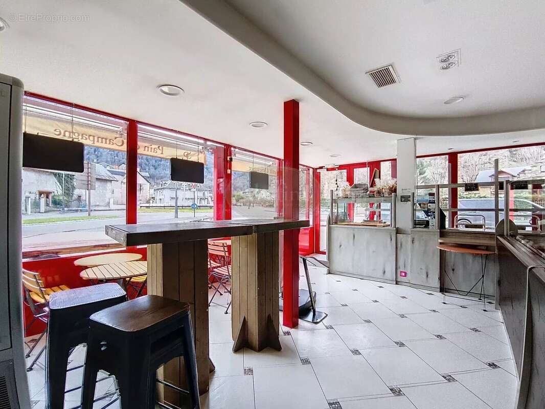 Commerce à BAGNERES-DE-LUCHON