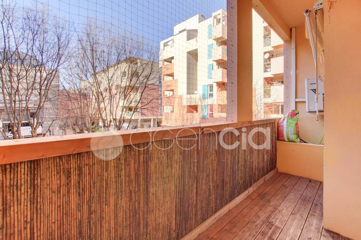 Appartement à VALBONNE