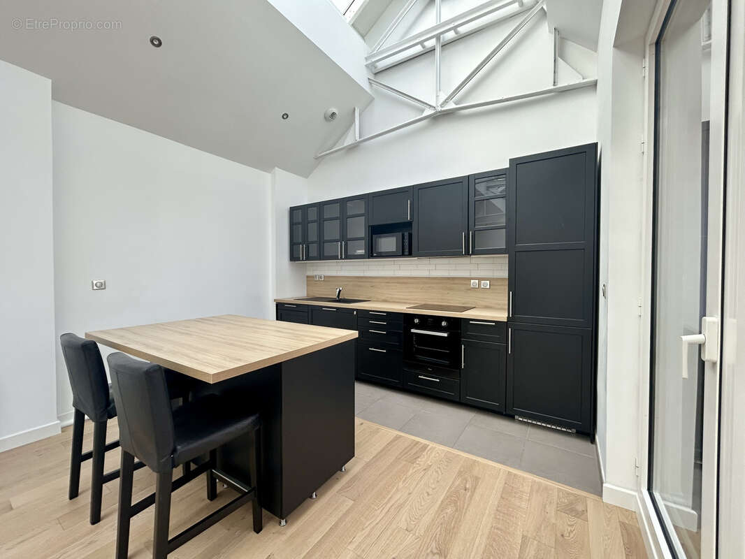 LILLE Vauban : Loft 77 m2 avec terrasse et parking - photo 3