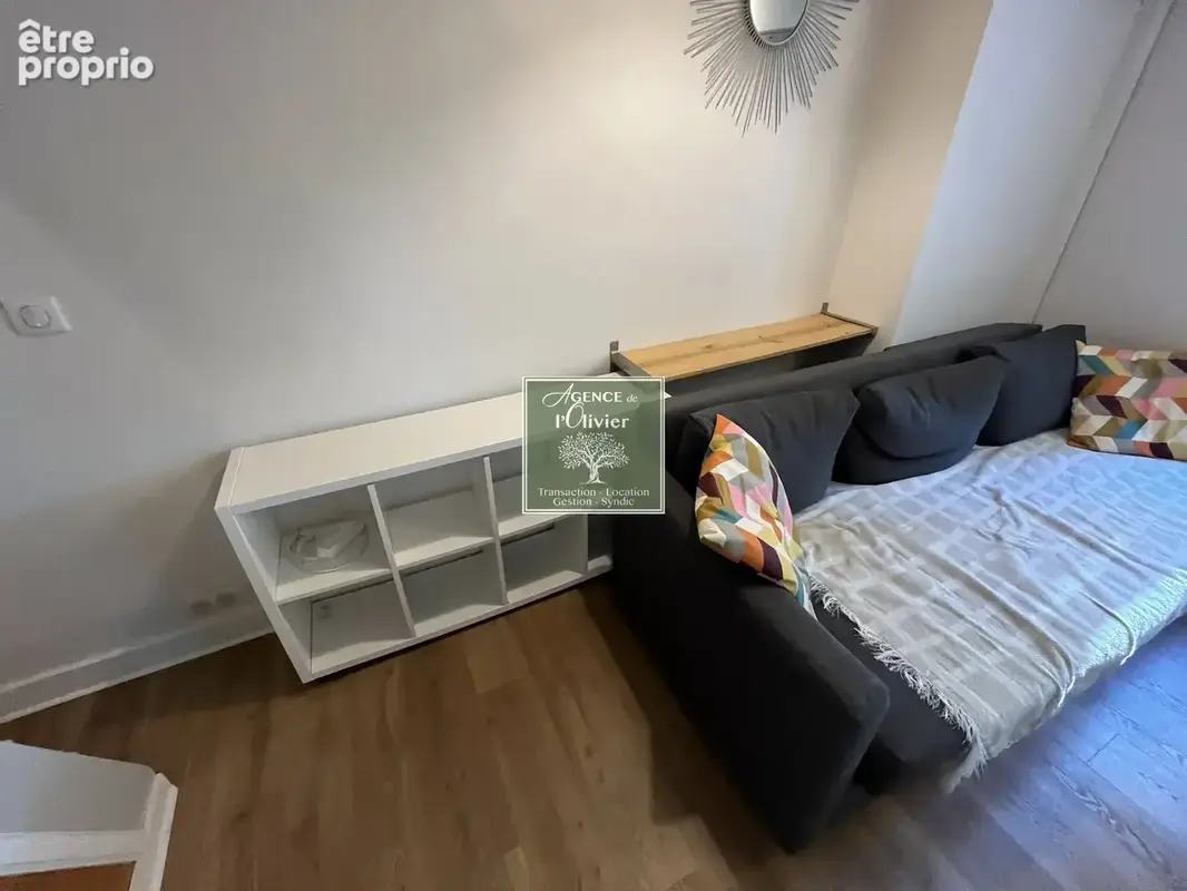 Appartement avec terrasse - Quartier Roquette entièrement rénové - photo 15
