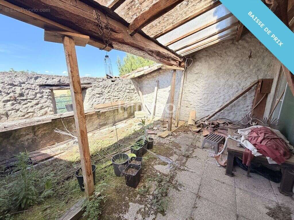 Maison de caractère à réinventer - Fort potentiel - photo 14
