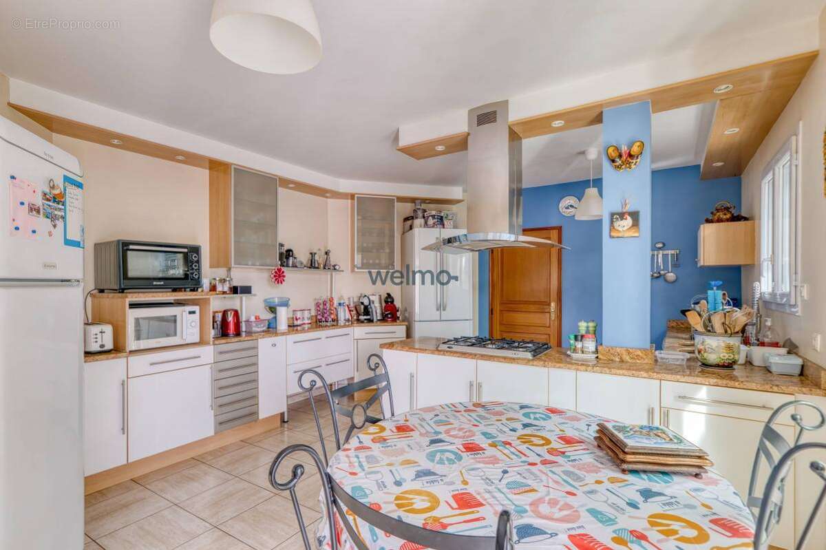 Maison à BEAUREPAIRE