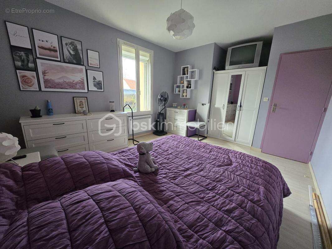Magnifique Maison de Village de 251m² avec dépendances et piscine à Marzy - photo 13