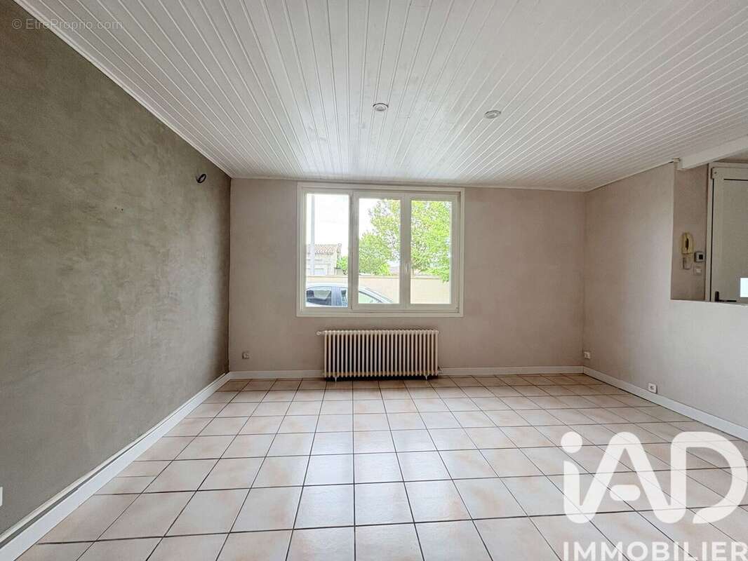 Photo 2 - Maison à AMBARES-ET-LAGRAVE
