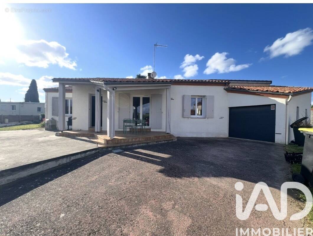 Photo 1 - Maison à LE PASSAGE