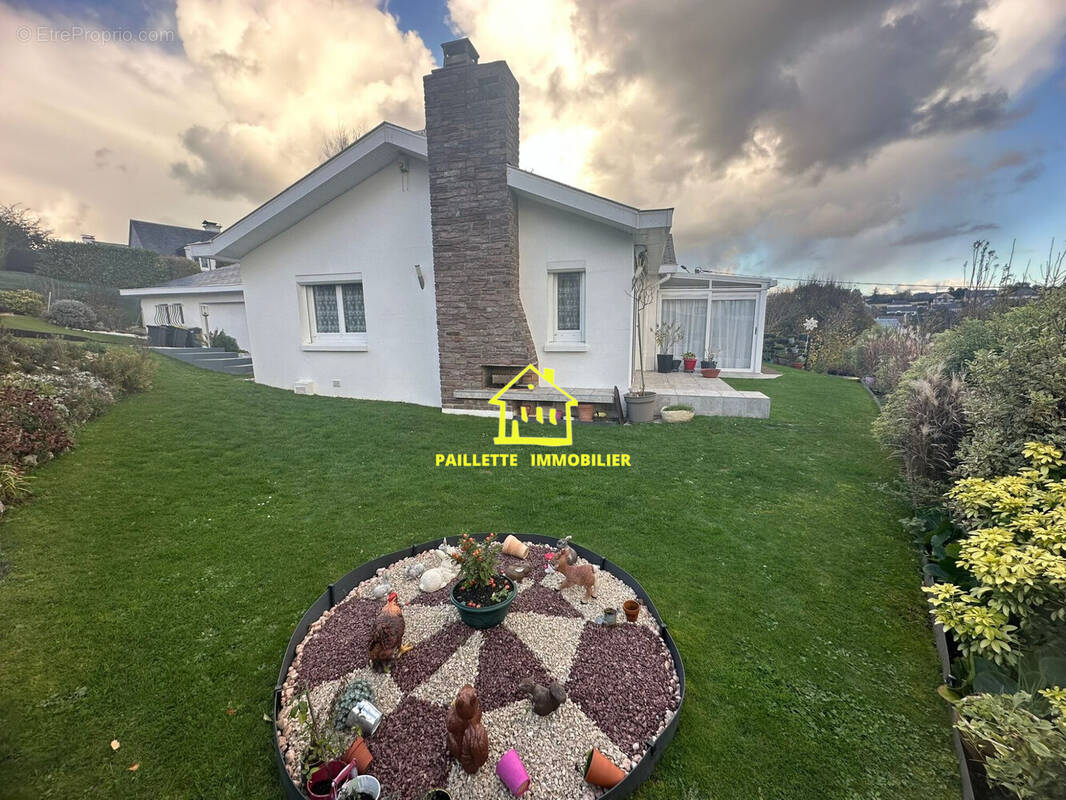 Maison à FONTAINE-LA-MALLET