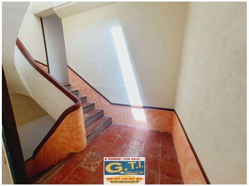 Maison à SAINT-CHINIAN