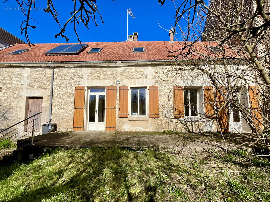 Maison à LIANCOURT