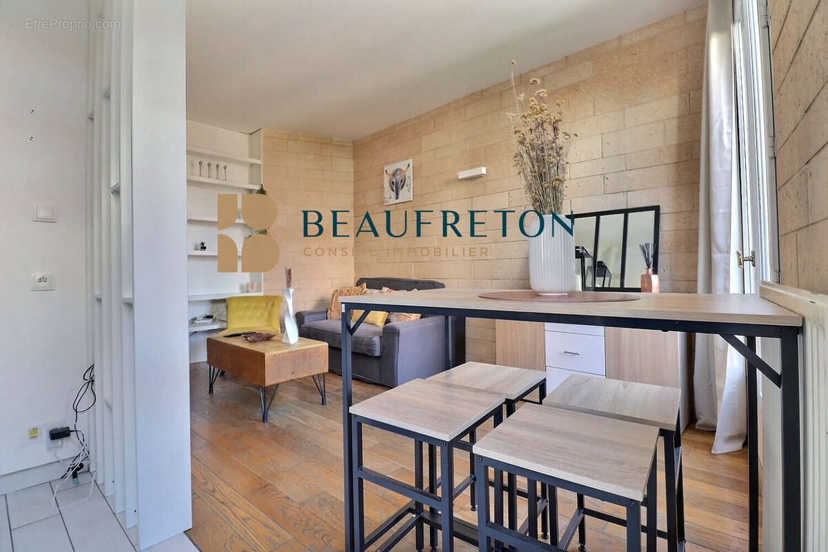 Appartement à FONTENAY-SOUS-BOIS