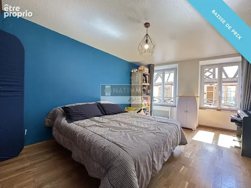 5 pièces de 138 m² avec terrasse et parkings - photo 7