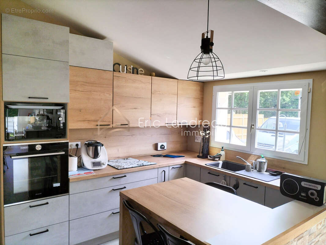Maison entièrement rénovée   Cadre champêtre, 3 chambres, à 2 minutes du bourg de Talmont Saint Hilaire - photo 3