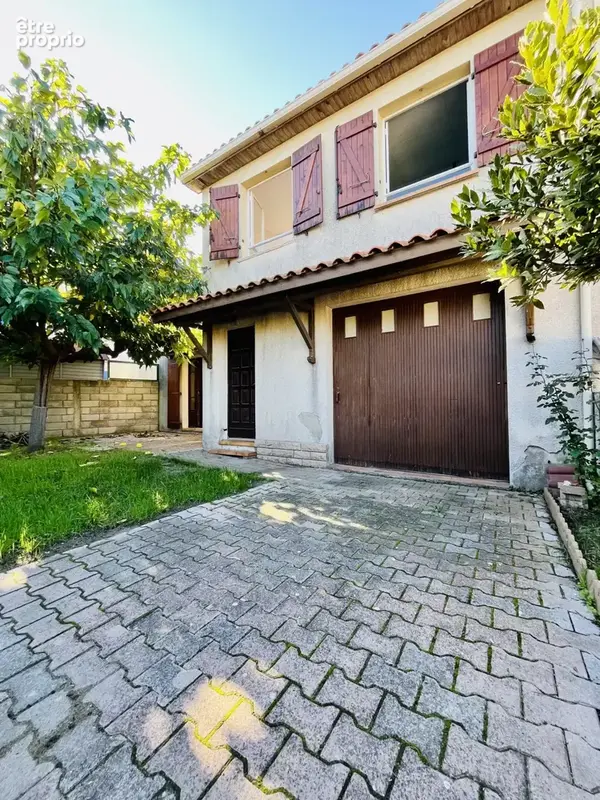 Exclusivité Frontignan Plage — Villa de 110 m2 à potentiel exceptionnel à 2 pas de la mer ! - photo 1