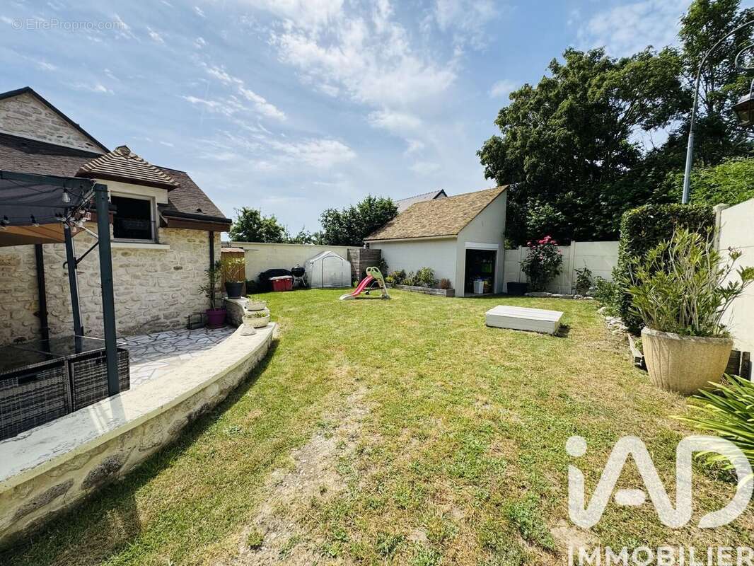 Photo 3 - Maison à BREUIL-BOIS-ROBERT