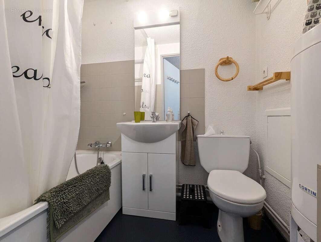 Appartement à MORILLON