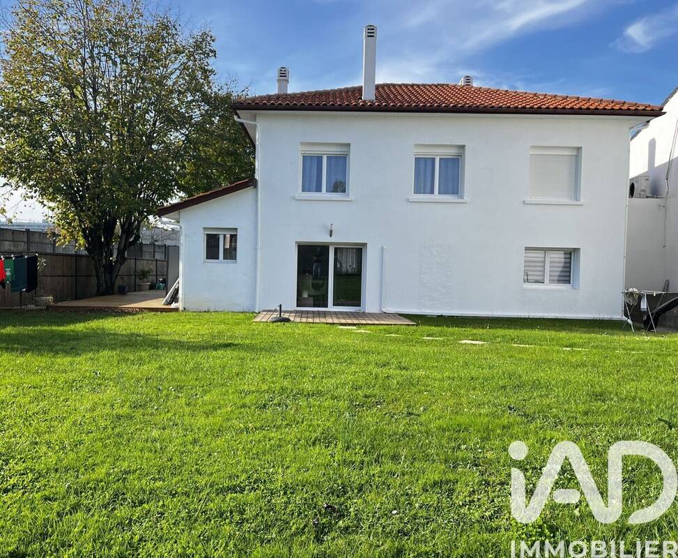 Photo 1 - Maison à LORMONT