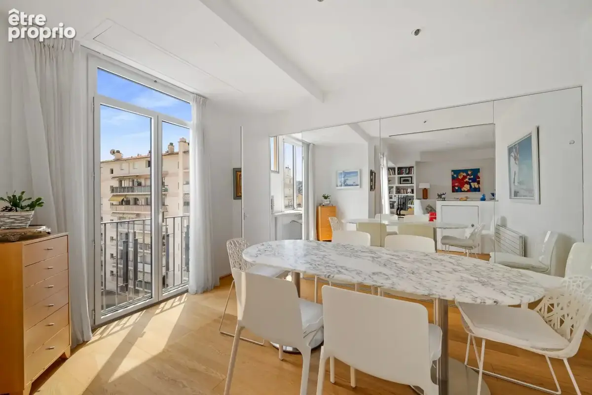 NICE - LIBERATION - Appartement Dernier Étage / Grande Terrasse avec Vue Panoramique/ Garage - photo 10
