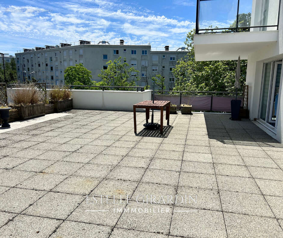 Appartement T3 avec terrasse, balcon et garage - Nantes Géraudière - photo 2