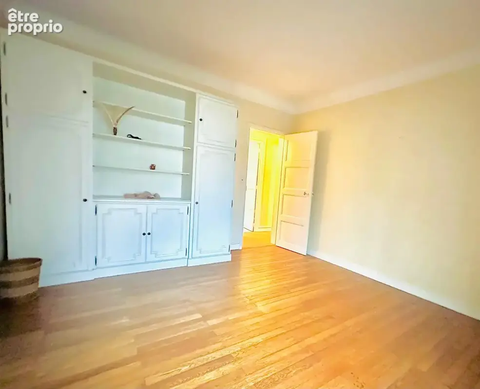 Emplacement de qualité pour cet appartement T5 - photo 7