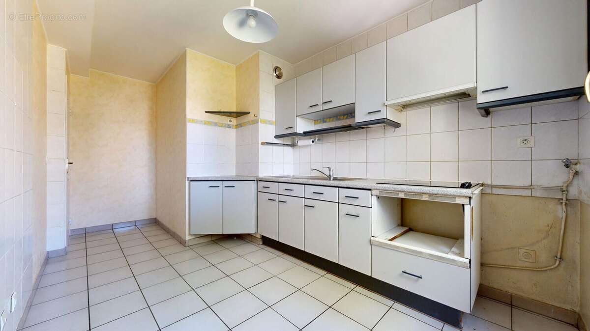 Appartement 70 m² à Villeurbanne  - photo 6