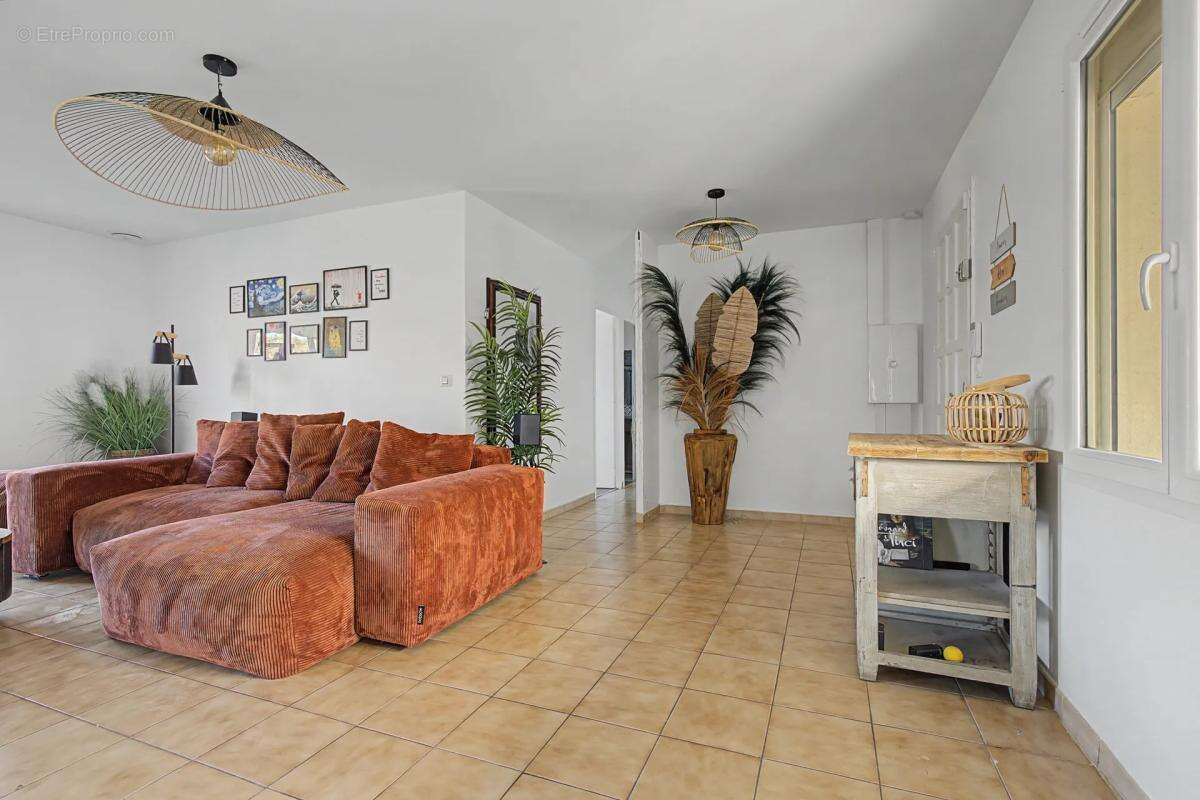 Maison à SAINT-GILLES