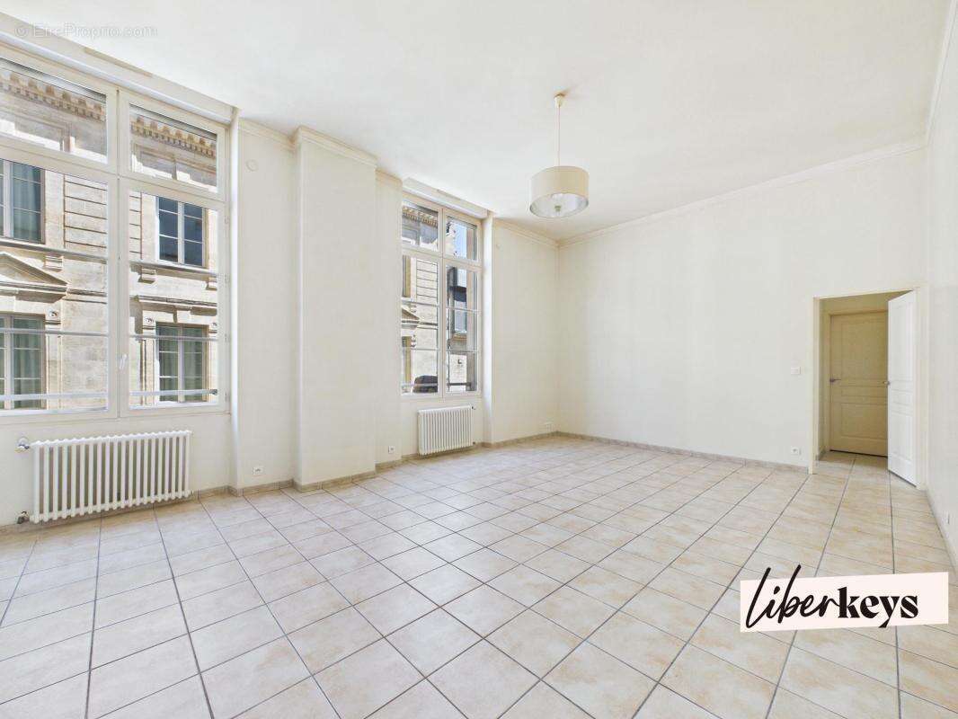 Appartement à BORDEAUX