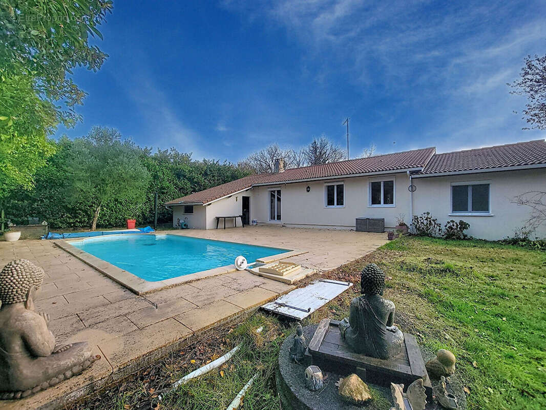 Maison à LE PIAN-MEDOC