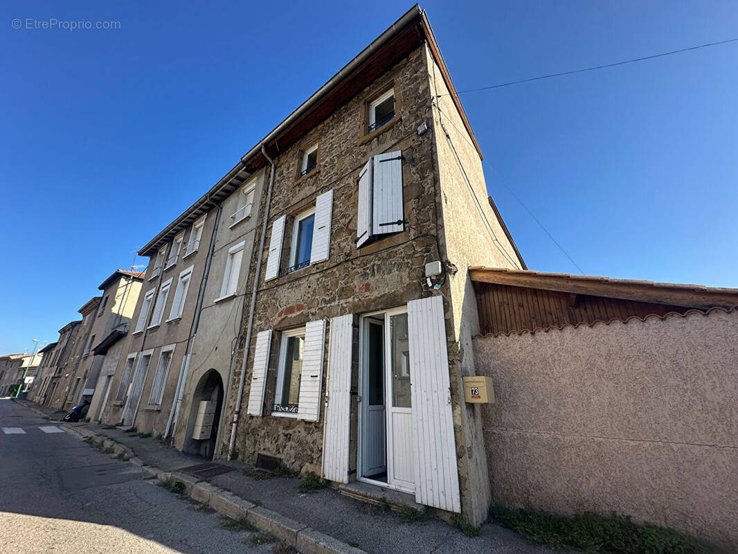 Maison à SERRIERES