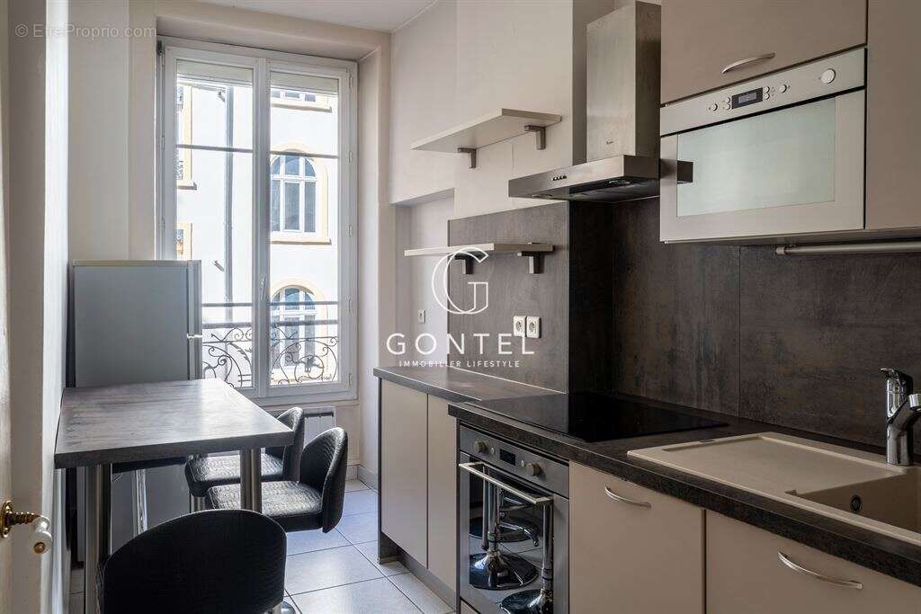 Appartement à LYON-6E
