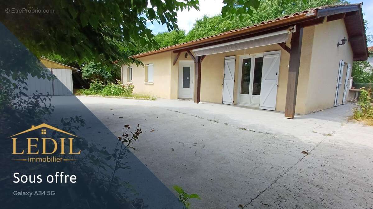 Maison à CASTETS-EN-DORTHE