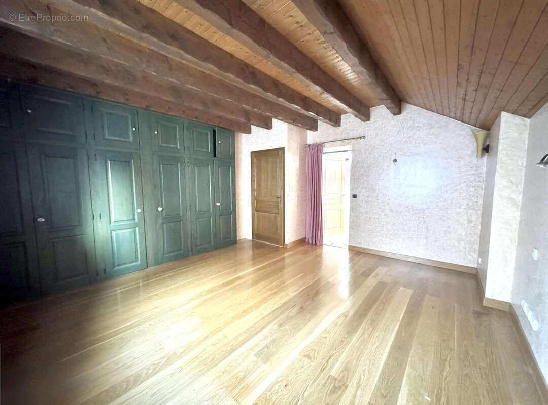 Maison à ALLONZIER-LA-CAILLE