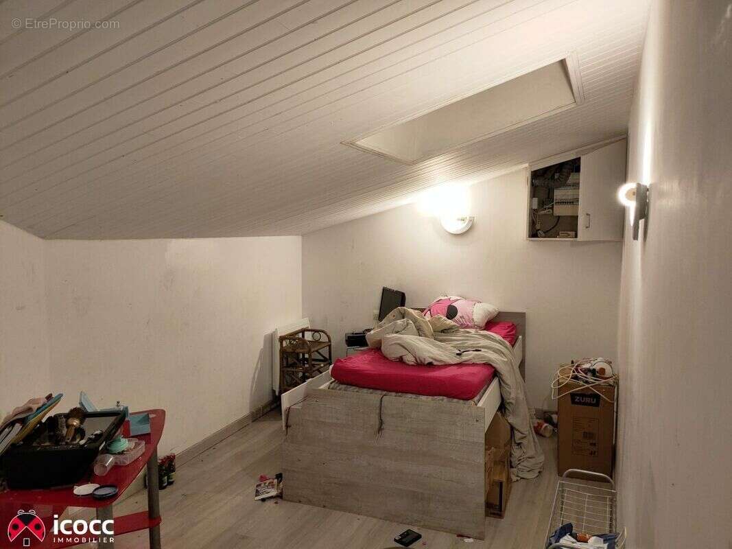 Maison à SAINTE-GEMME-LA-PLAINE